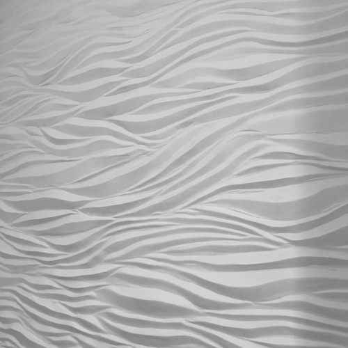 Wandgestaltung - Welle - Wellenwand - Wandrelief in einem Badezimmer - Badezimmergestaltung - Badgestaltung - Wandgestaltung 3D